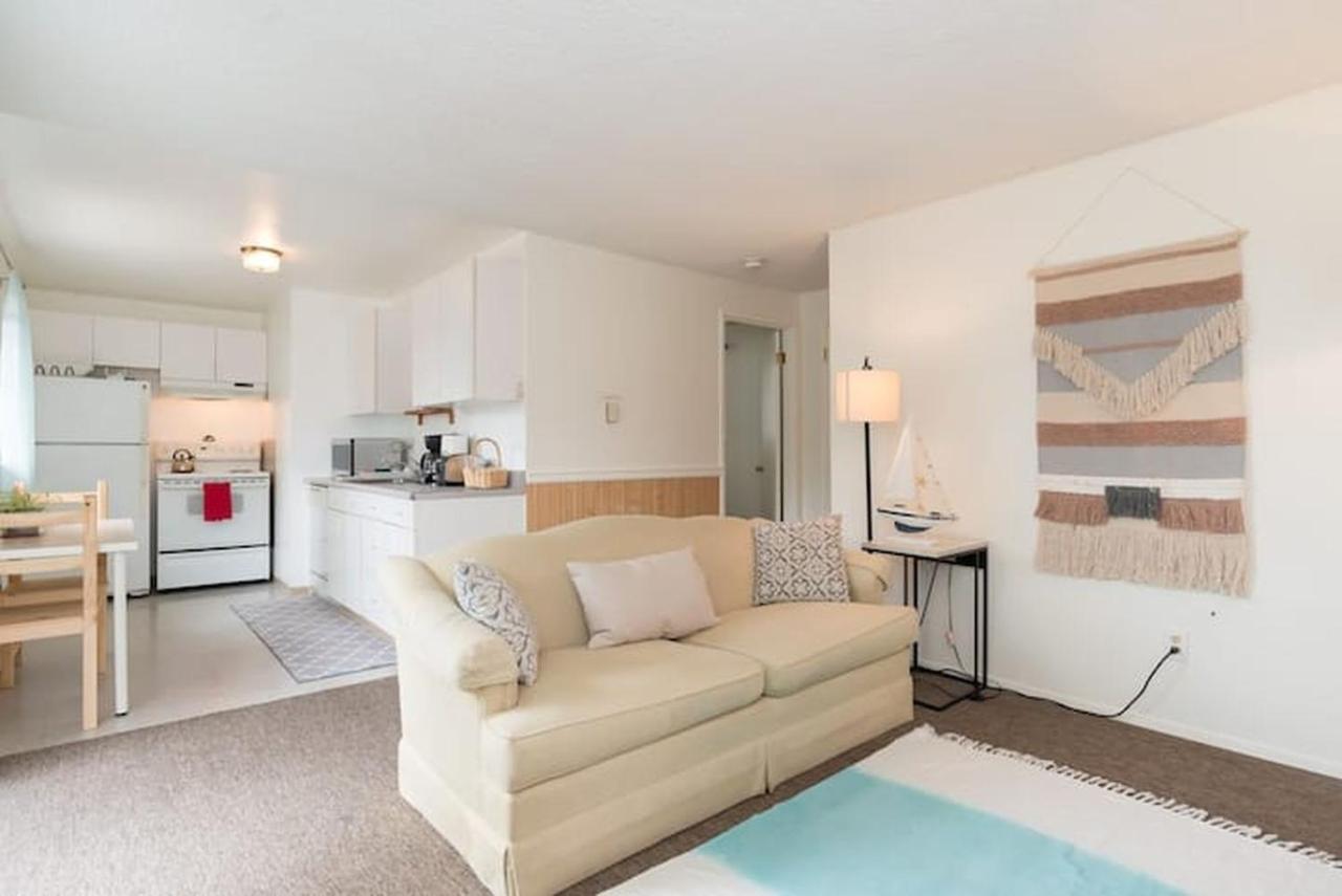 Unique, Convenient, Centrally Located Apartment 肯特 外观 照片